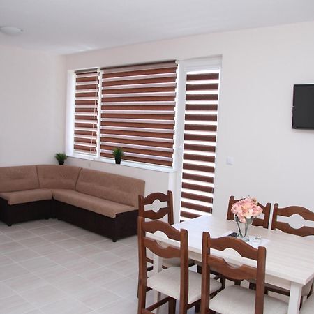 Capuccino Guest Apartments - Free Parking And Wi-Fi Slantschew brjag Exterior foto