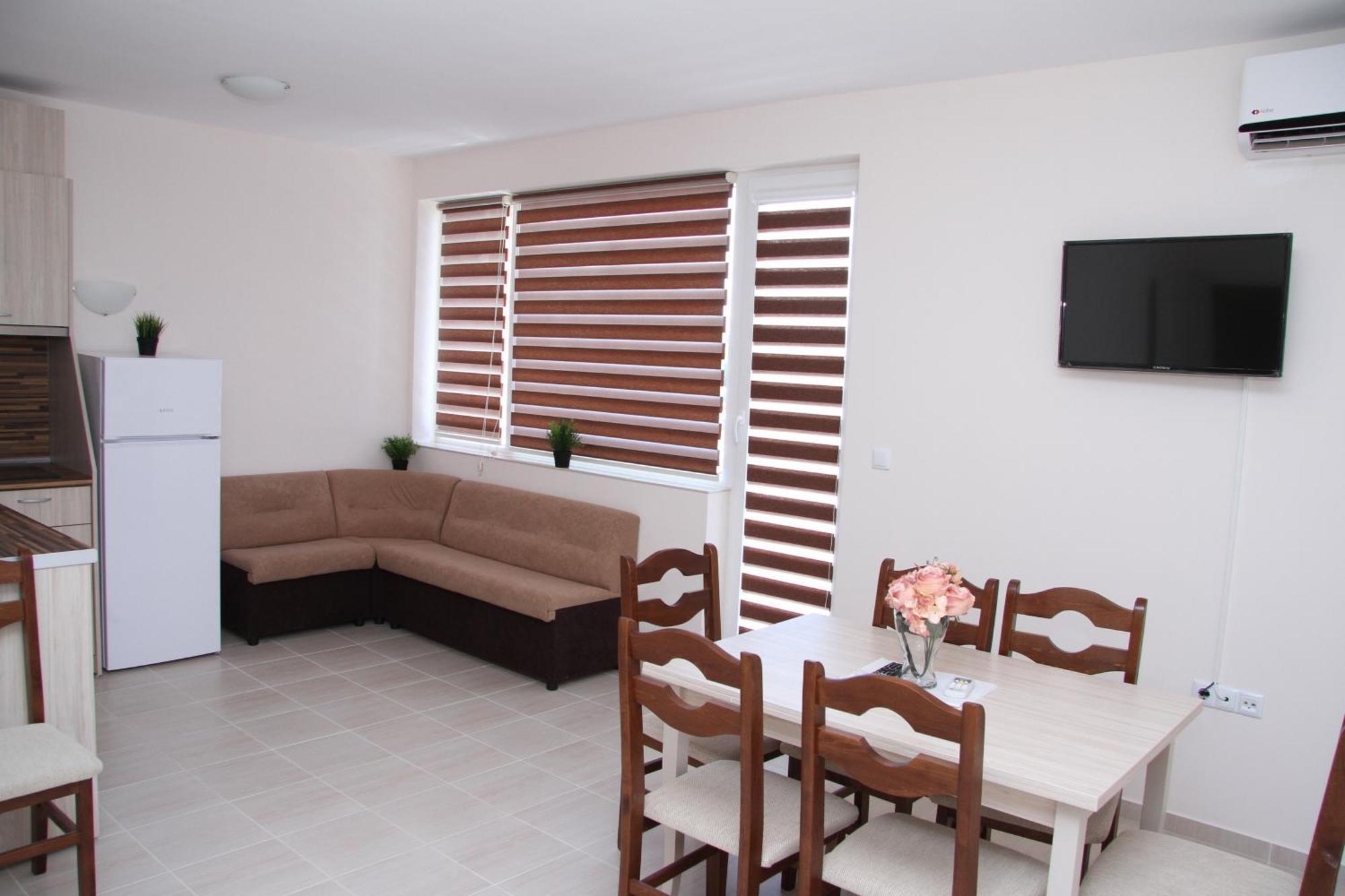 Capuccino Guest Apartments - Free Parking And Wi-Fi Slantschew brjag Exterior foto