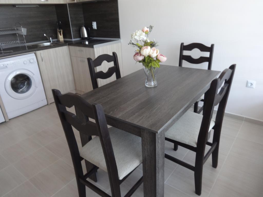 Capuccino Guest Apartments - Free Parking And Wi-Fi Slantschew brjag Exterior foto