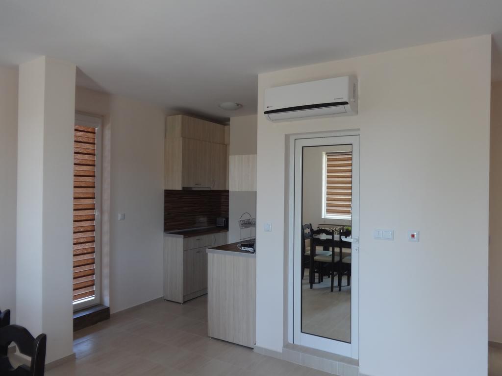 Capuccino Guest Apartments - Free Parking And Wi-Fi Slantschew brjag Exterior foto