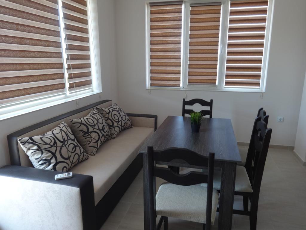 Capuccino Guest Apartments - Free Parking And Wi-Fi Slantschew brjag Exterior foto